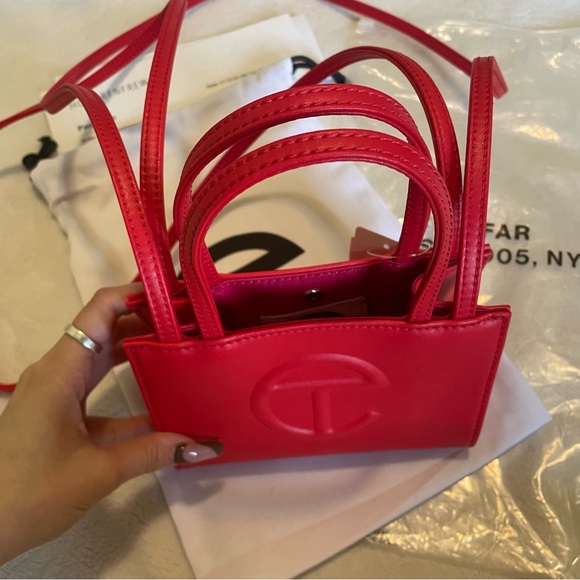SOLD BNWT - TELFAR SMALL RED SHOPPING BAG - Picture 4 of 6